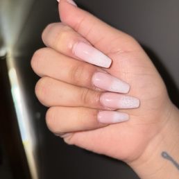 Chrome w glitter 90$