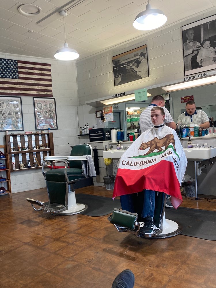 HAWTHORNE BARBER SHOP Updated October 2024 1102 Burke St, Winston