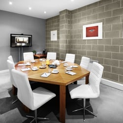 Junction Eleven - Meeting room