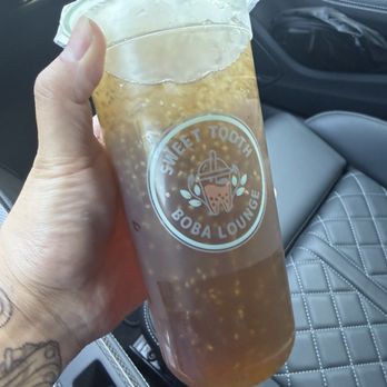 Sweet Tooth Boba Lounge - Mintermelon green tea! Good flavor but wayyyyy too much chia seeds. I recommend it without - Bubble Tea Near Me - Simi Valley, California Sweet Tooth Boba Lounge - Mintermelon green tea! Good flavor but wayyyyy too much chia seeds. I recommend it without - Bubble Tea Near Me - Simi Valley, California