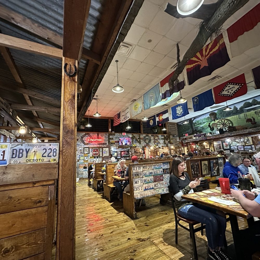 Lamberts Cafe - Dining area - American Near Me - Sikeston, Missouri Lamberts Cafe - Dining area - American Near Me - Sikeston, Missouri