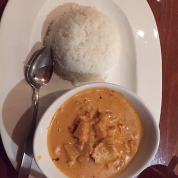 Tommy's Thai Restaurant - Pineapple curry - Thai Near Me - Denver, Colorado Tommy's Thai Restaurant - Pineapple curry - Thai Near Me - Denver, Colorado