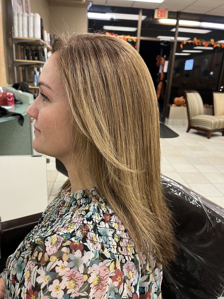 SALON DENIZ Updated August 2024 33 Photos & 13 Reviews 387 Mendon