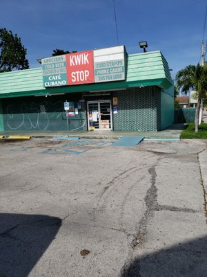 Kwik Stop by null
