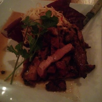 Bida Manda - Green papaya salad with grilled garlic and ginger pork neck - Laotian Near Me - Raleigh, North Carolina