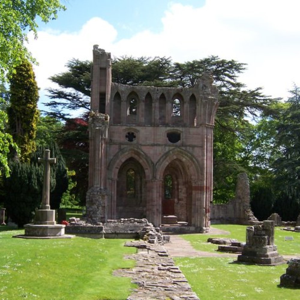 Dryburgh Abbey - Landmarks & Historical Buildings Near Me - St Boswells, SCB