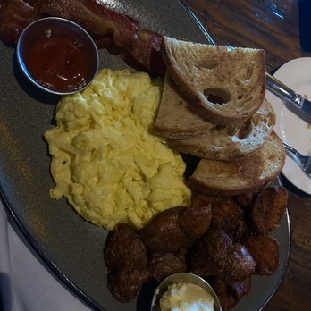Tavern in the Square - Breakfast - New American Near Me - Cranston, Rhode Island