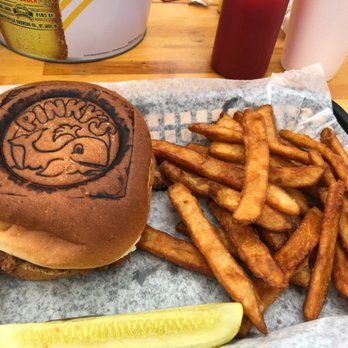 Pinky's - American Near Me - Effingham, Illinois