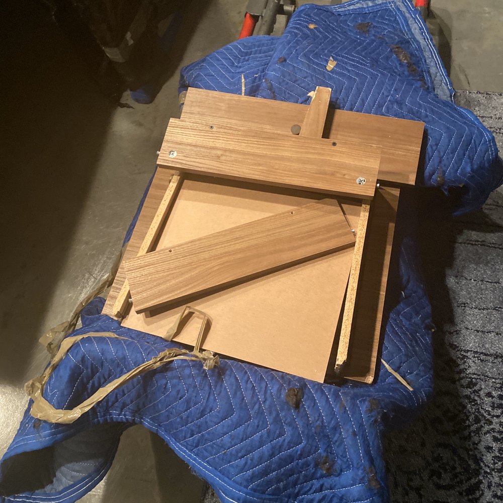 Cali Relocation Systems - Damaged furniture - Movers Near Me - Commerce, California Cali Relocation Systems - Damaged furniture - Movers Near Me - Commerce, California