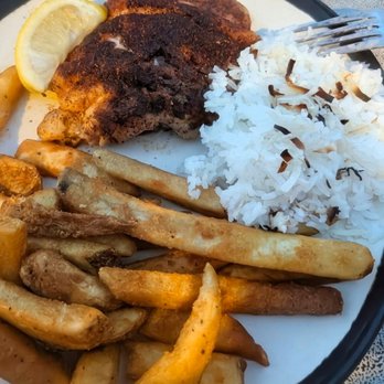 Crabby's Oceanside - The Blackened grouper makeup meal - Seafood Near Me - Daytona Beach, Florida Crabby's Oceanside - The Blackened grouper makeup meal - Seafood Near Me - Daytona Beach, Florida