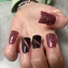 Fan nails