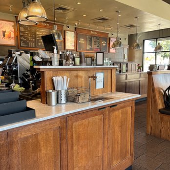 Peet's Coffee - Coffee & Tea Near Me - El Cerrito, California