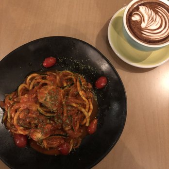 Outro - Zoodle with mocha - Cafes Near Me - New York, New York