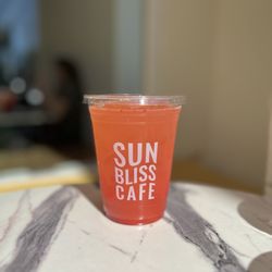 Sunbliss Cafe - Strawberry Lemonade