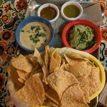 De Nada Cantina - Chips, queso, guac - Mexican Near Me - Austin, Texas De Nada Cantina - Chips, queso, guac - Mexican Near Me - Austin, Texas