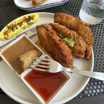 Unconventional Diner - Chicken and waffles - Breakfast & Brunch Near Me - Washington, DC, District of Columbia