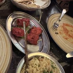 Himalaya's Kashmir - Chicken tikka, naan and mutter chawal