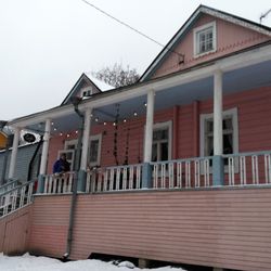 Café Vanille - The clapboard houses are kind of interesting and bear some resemblance to ones you will see in North America.
