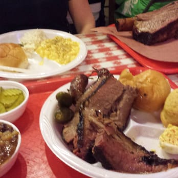Black's Barbecue Lockhart - Grub! - Barbeque Near Me - Lockhart, Texas