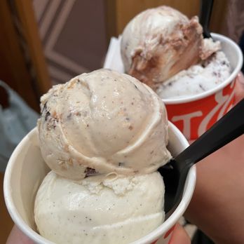 Salt & Straw - Ice Cream & Frozen Yogurt Near Me - Burlingame, California