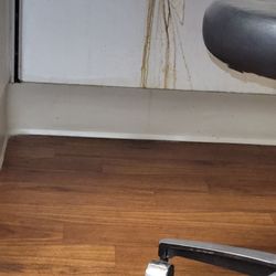Wall under counter in ER treatment room