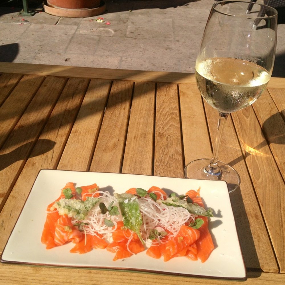 Lobby Lounge - Salmon Carpaccio in a ponzu sauce with a glass of Honig ....hit the spot! - Lounges Near Me - Santa Monica, California