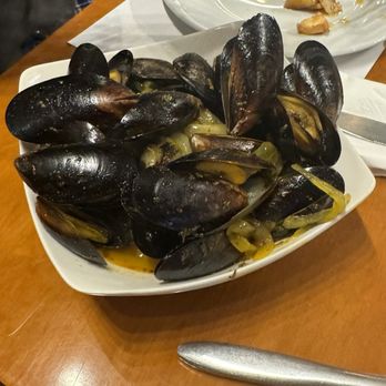 Restaurante AliOli - Mejillones al vino blanco - Spanish Near Me - México, D.F., DIF