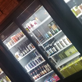 Weco Bottle And Biergarten - Beer Gardens Near Me - West Columbia, South Carolina Weco Bottle And Biergarten - Beer Gardens Near Me - West Columbia, South Carolina