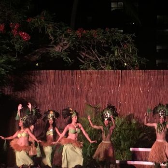 Germaine's Luau - Hawaiian Near Me - Kapolei, Hawaii Germaine's Luau - Hawaiian Near Me - Kapolei, Hawaii