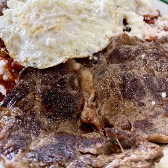 Nuevo Leon Restaurant - Chilaquiles con carne Asada - Mexican Near Me - Chicago, Illinois
