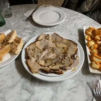 Bagoa - Pork, bread, patatas - Bars Near Me - Barcelona, B
