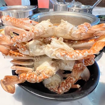 Boiling World - They have crab. So yummy - Hot Pot Near Me - Ontario, California