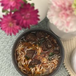 The Chinese Sisters - Take out ! My favourite comfort food !!