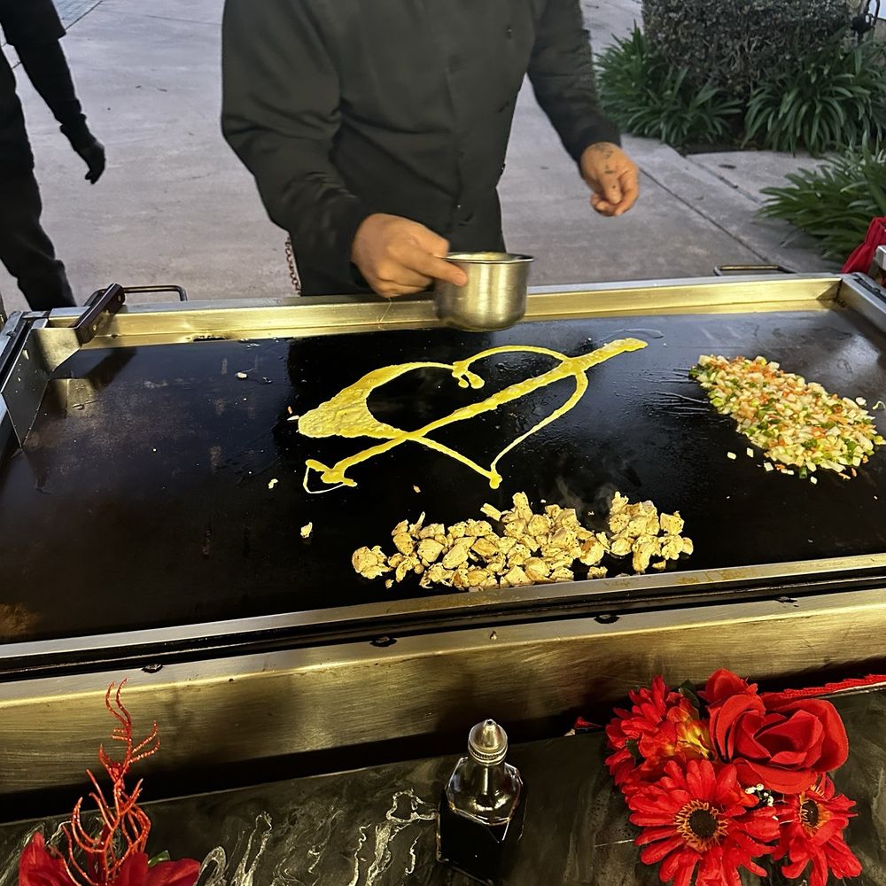 Teppan Catering Arigato - Heart shaped scrambled eggs - Caterers Near Me Teppan Catering Arigato - Heart shaped scrambled eggs - Caterers Near Me
