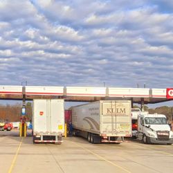 Quick Trip - Diesel Fuel Pumps