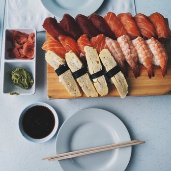 Kats Sushi - Nigiri sushi - Sushi Bars Near Me - Honolulu, Hawaii