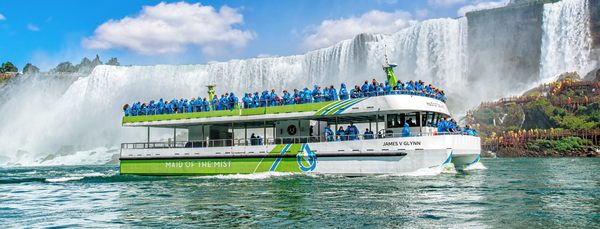 Maid of the Mist by null