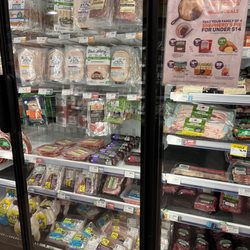 Natural Grocers - Meat selection
