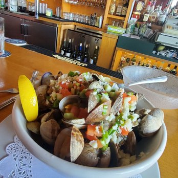 Café Waterfront - Fresh steamers! Best in town! Sets the bar for me wherever I go. These are not to be missed! - Seafood Near Me - Eureka, California