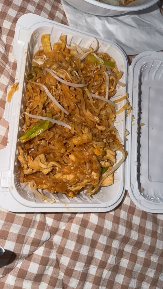 Thai Star Restaurant  - Dyer Ave