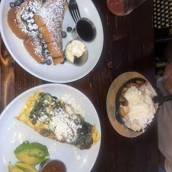 Craft Grill Breakfast Club - Veggie omelet. French toast, hash cake with turkey bacon chopped up - Breakfast & Brunch Near Me - Tomball, Texas