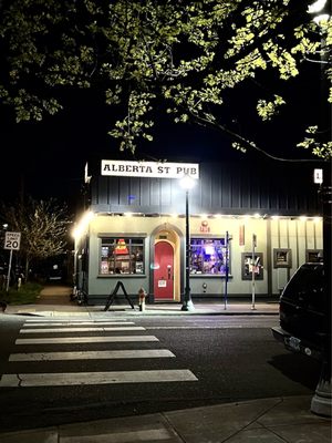 Alberta Street Pub by null
