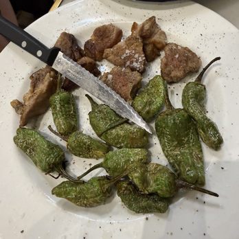 El Xampanyet - Tapas Bars Near Me - Barcelona, B El Xampanyet - Tapas Bars Near Me - Barcelona, B