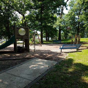 Murdock Park - shaded playground - Parks Near Me - Lafayette, Indiana Murdock Park - shaded playground - Parks Near Me - Lafayette, Indiana