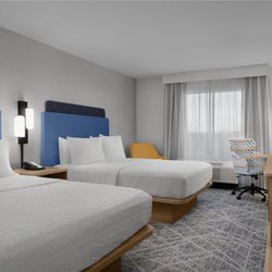 Hampton Inn & Suites Roswell - Guest room