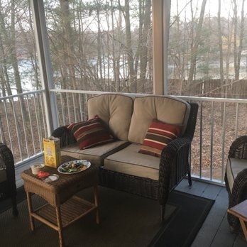 Goshorn Lake Resort - Resorts Near Me - Saugatuck, Michigan