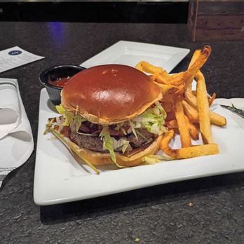 BRU Burger Bar - Cincinnati - Went for Restaurant Week. The food and service was great. - Burgers Near Me - Cincinnati, Ohio BRU Burger Bar - Cincinnati - Went for Restaurant Week. The food and service was great. - Burgers Near Me - Cincinnati, Ohio