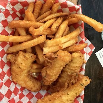 Maui Fish'n Chips - Cod fish and chips - Seafood Near Me - Kihei, Hawaii Maui Fish'n Chips - Cod fish and chips - Seafood Near Me - Kihei, Hawaii