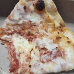 Hometown Pizza of Bristol - Plain slice