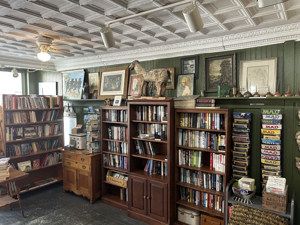 Chase’s Pre-read Books Logo